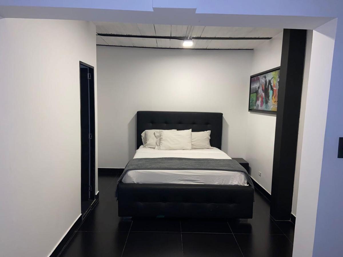 Provenza Lofts Aparthotel Μεντεγίν Εξωτερικό φωτογραφία